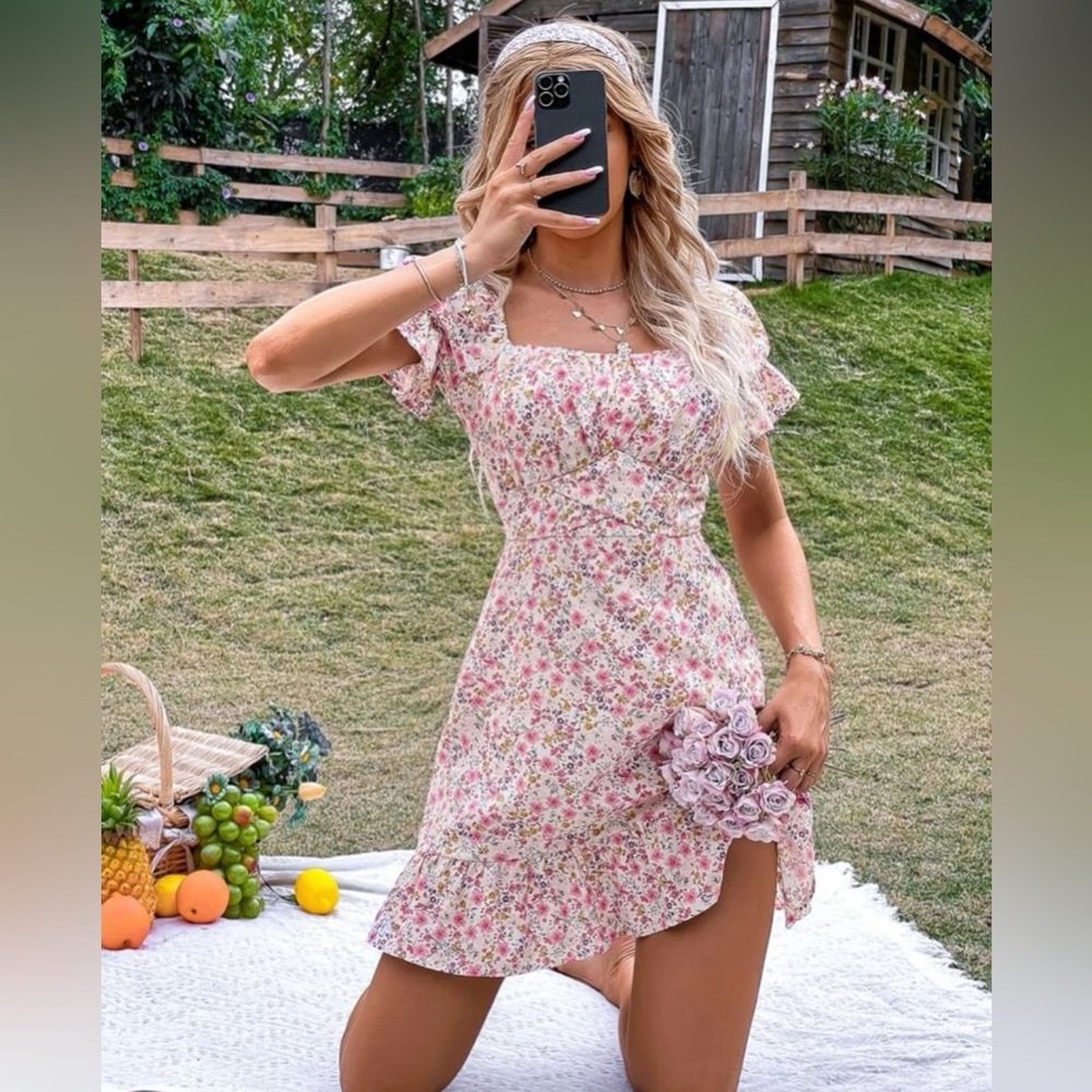 Floral mini dress size small